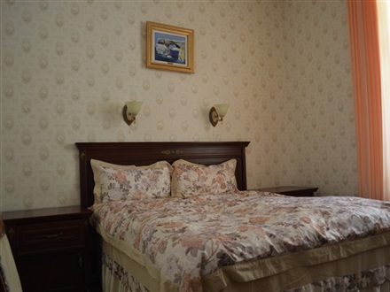 VILA-CERBUL-ALBASTRU-MONEASA-ROMANIA-AIR-TOUR-TRAVEL-3