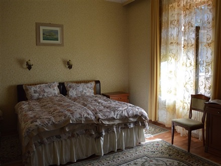 VILA-CERBUL-ALBASTRU-MONEASA-ROMANIA-AIR-TOUR-TRAVEL-4