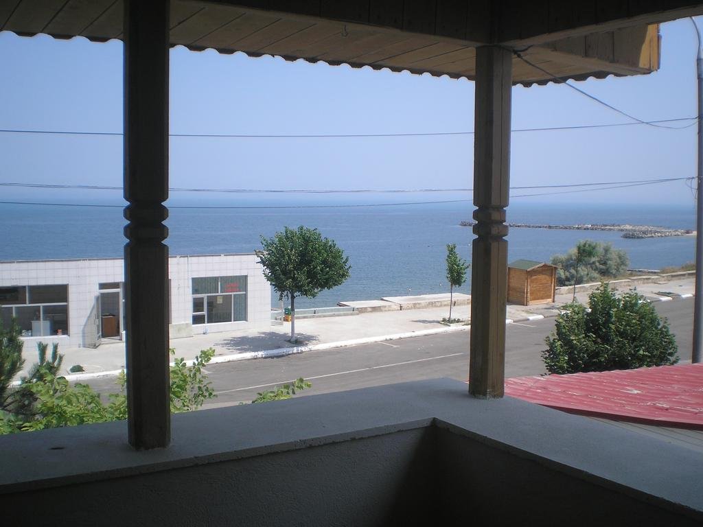 VILA-EMINSECU-EFORIE-SUD-AIR-TOUR-TRAVEL-3