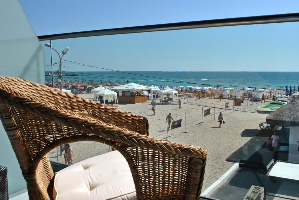 VILA-RYANNA-BEACH-EFORIE-NORD-ROMANIA-AIR-TOUR-TRAVEL-1